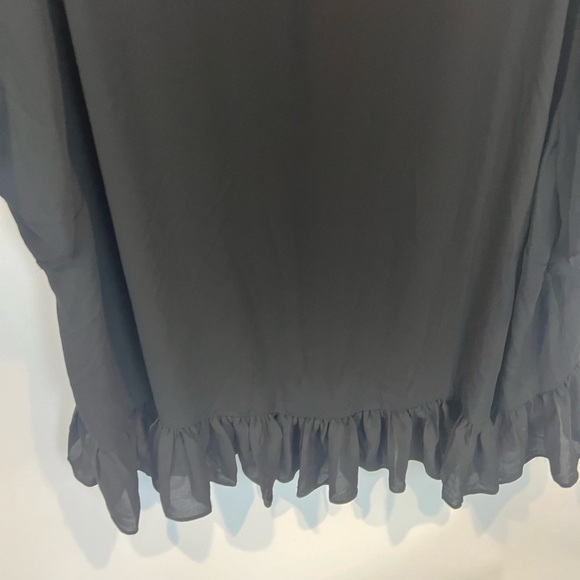 ASOS Curve Short Sl Black Ruffle Hem Tunic Blouse - Picture 4 of 5